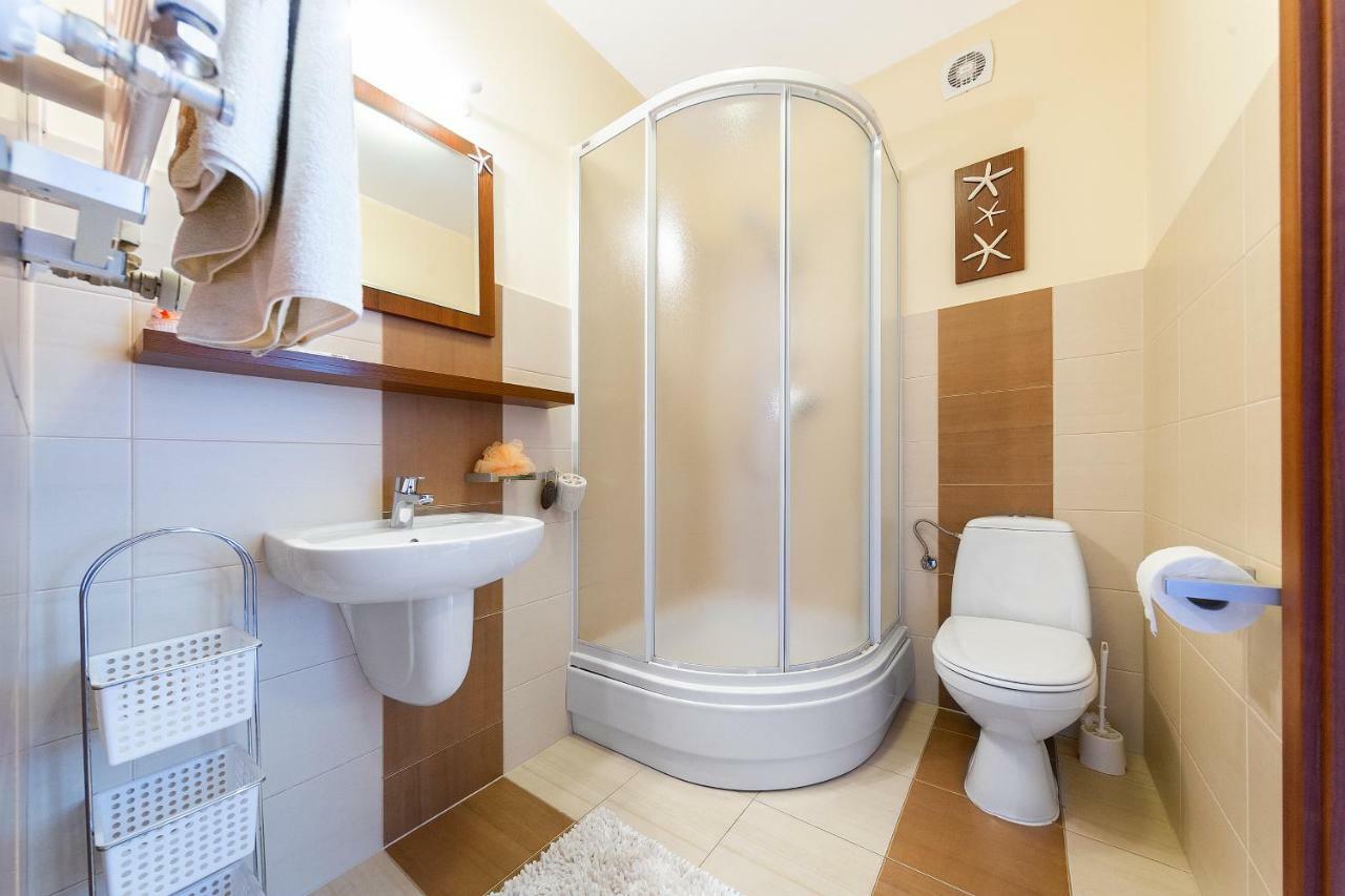 Apartament Sloneczny Wylotowa Kołobrzeg Exteriör bild